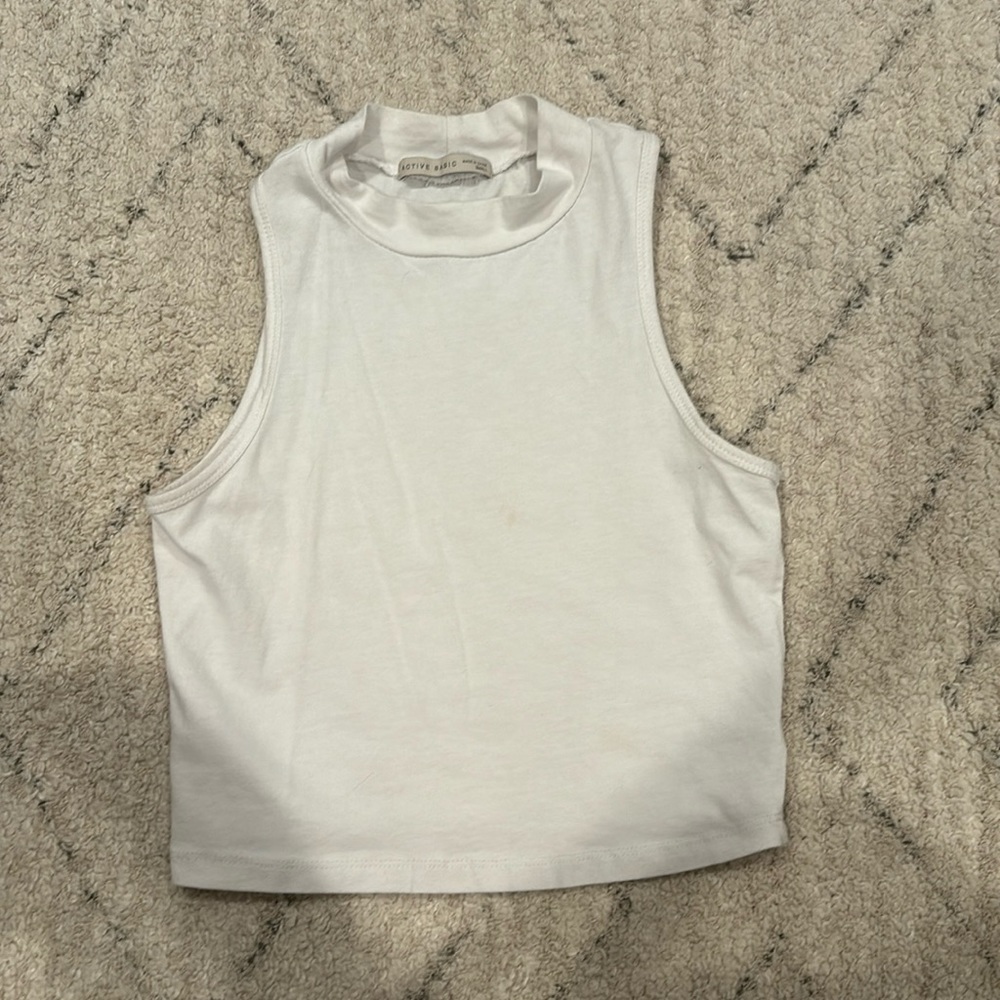 Active Basic white cropped tank